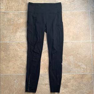 Lululemon Black 7/8 Fast & Free Legging Size 6